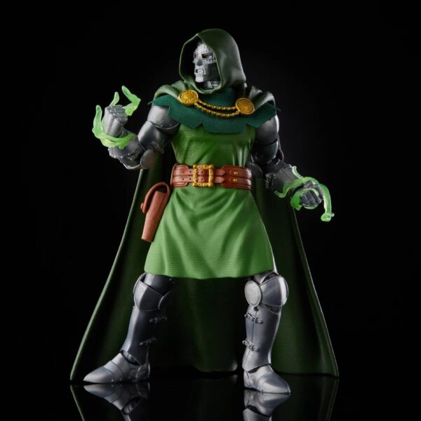 Retro Fantastic Four Marvel Legends Doctor Doom - Image 6